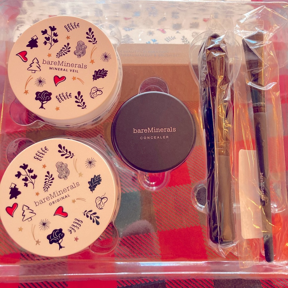 Bare minerals MakeUp set